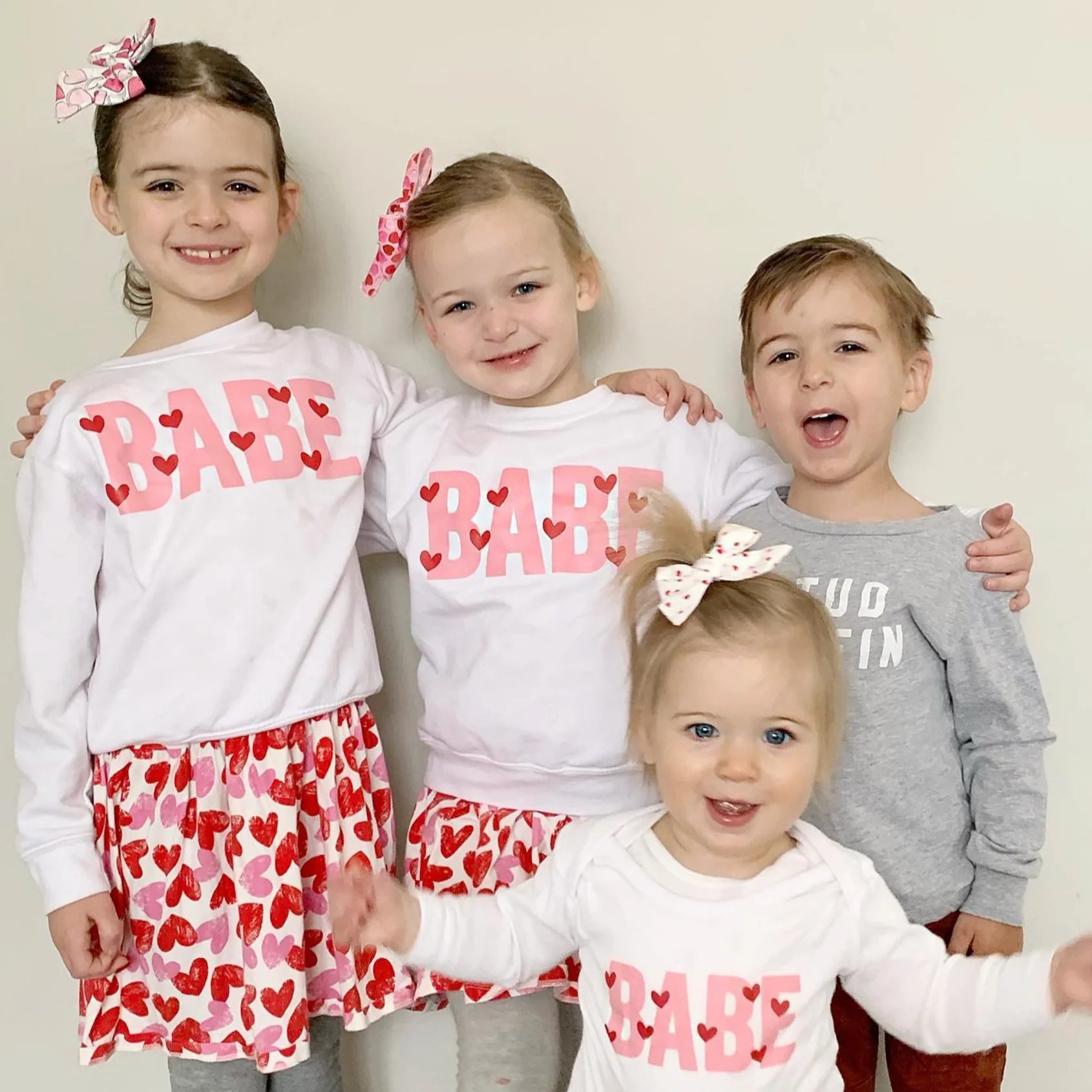Babe - Mini Hearts - Child Sweater - Image 9