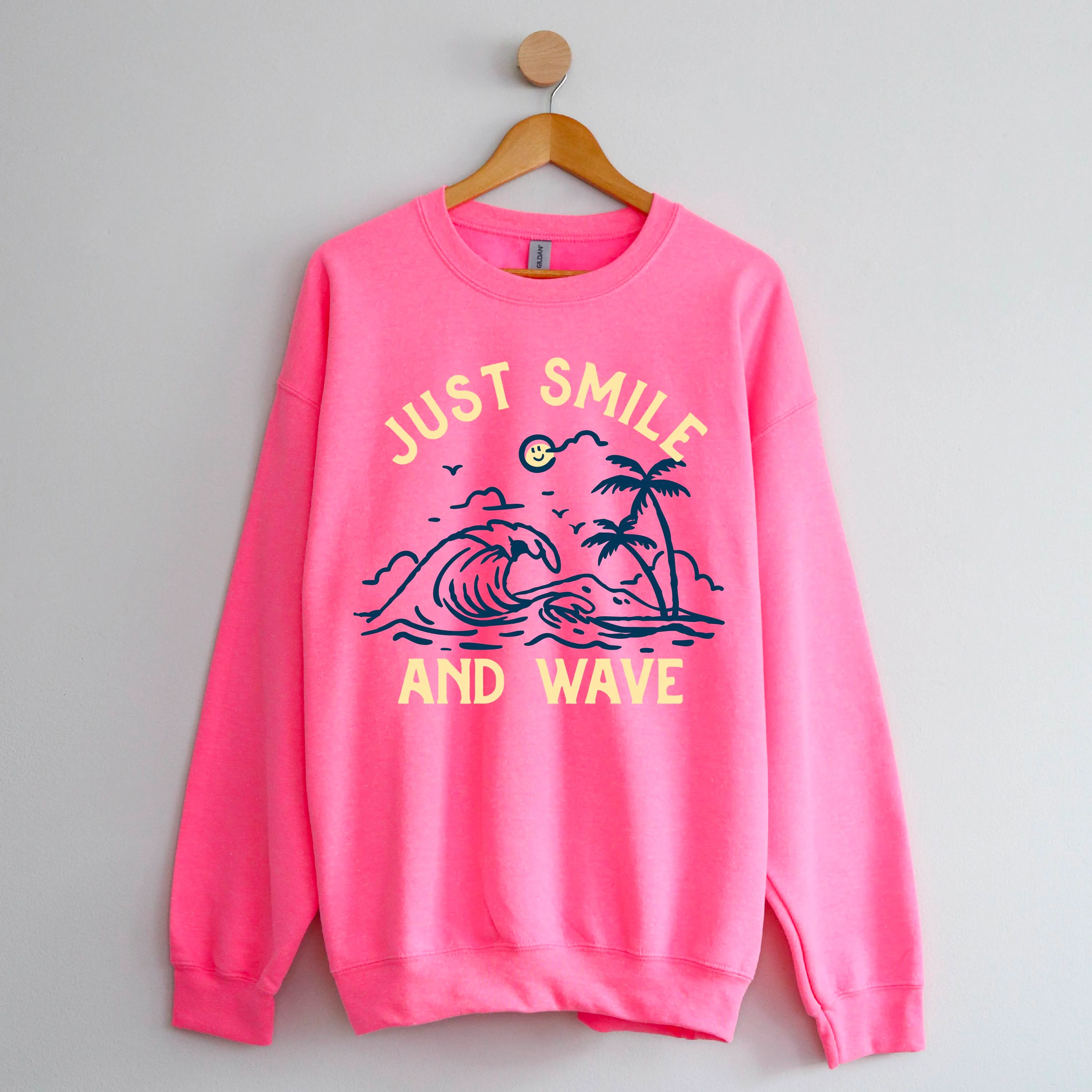 Smile and Wave - BASIC Fleece - Image 3
